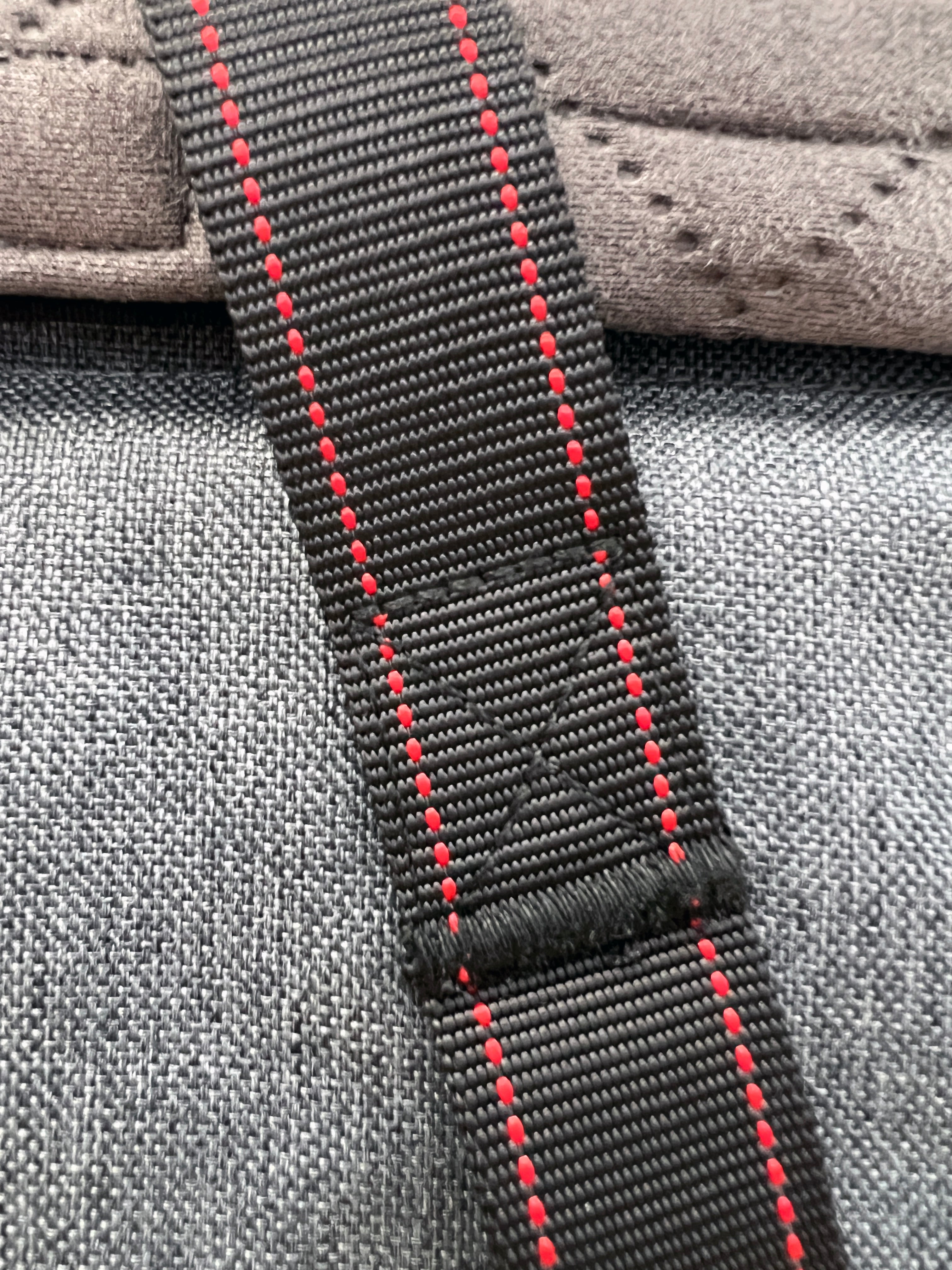 KONG Ultimate Booster Seat & Tether - moki+